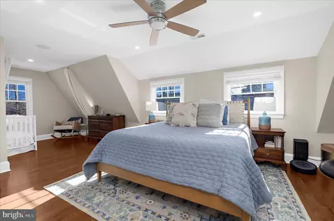 Bedroom - 1102 Poplar Ave, Annapolis, MD 21401 photo 1 of 15