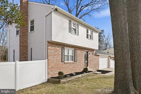 229 Beachwood Rd, Pasadena, MD 21122 photo 2