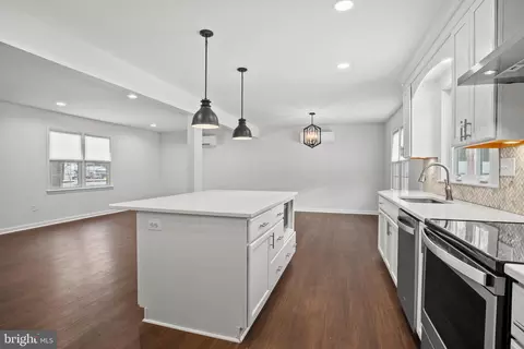 229 Beachwood Rd, Pasadena, MD 21122 photo 9