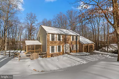 1668 Preakness Dr, Gambrills, MD 21054
