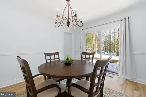Dining - 2568 Glen Cv, Annapolis, MD 21401 photo 5 of 5