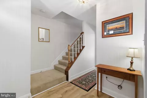 Entry Way - 2568 Glen Cv, Annapolis, MD 21401 photo 1 of 10