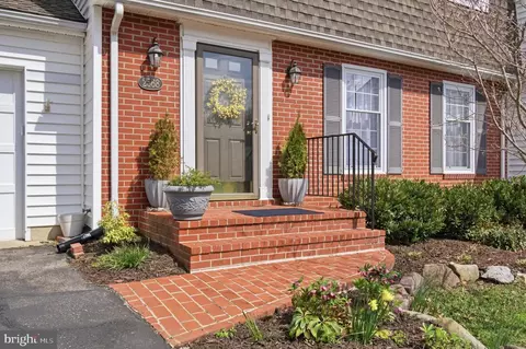 Exterior - 2568 Glen Cv, Annapolis, MD 21401 photo 6 of 16