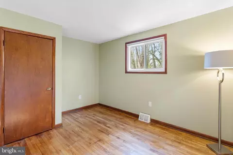 Bedroom - 1294 Circle Dr, Arnold, MD 21012 photo 2 of 2