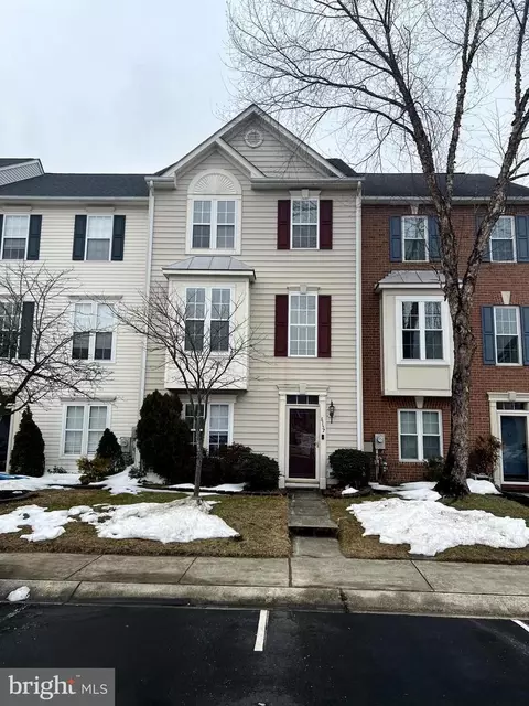 8157 Poinsett Ter, Pasadena, MD 21122