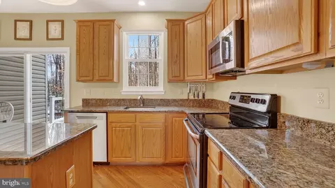 Kitchen - 2806 Erna Ct, Crofton, MD 21114 photo 2 of 5