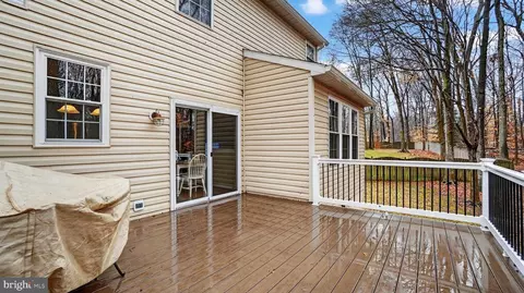 Exterior - 2806 Erna Ct, Crofton, MD 21114 photo 4 of 8