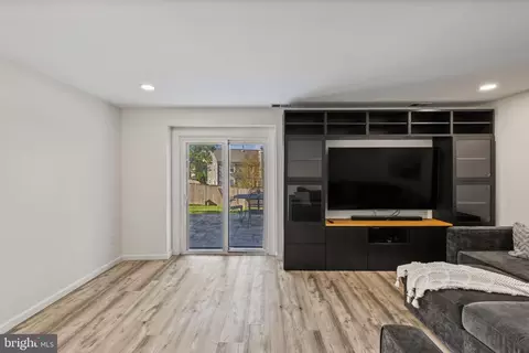 Living - 1889 Rutledge Ct, Severn, MD 21144 photo 1 of 2