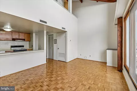 312 Severn Ave #E407, Annapolis, MD 21403 photo 11