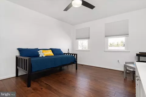 Bedroom - 7801 Harle Rd, Pasadena, MD 21122 photo 7 of 8