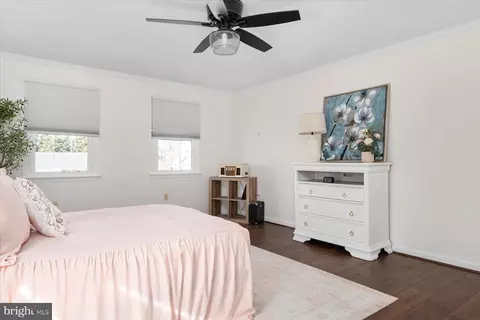 Bedroom - 7801 Harle Rd, Pasadena, MD 21122 photo 2 of 8