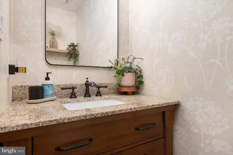Bath - 7801 Harle Rd, Pasadena, MD 21122 photo 1 of 5