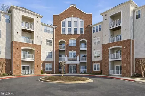 2610 Chapel Lake Dr #408, Gambrills, MD 21054