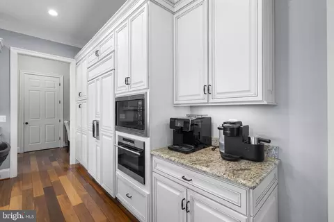 Kitchen - 159 Boone Trl, Severna Park, MD 21146 photo 7 of 7