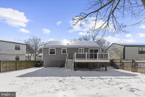 Exterior - 2942 E Almondbury Dr, Pasadena, MD 21122 photo 6 of 6