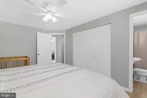 Bedroom - 2942 E Almondbury Dr, Pasadena, MD 21122 photo 5 of 5
