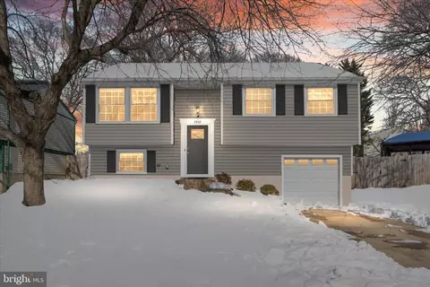 2942 E Almondbury Dr, Pasadena, MD 21122