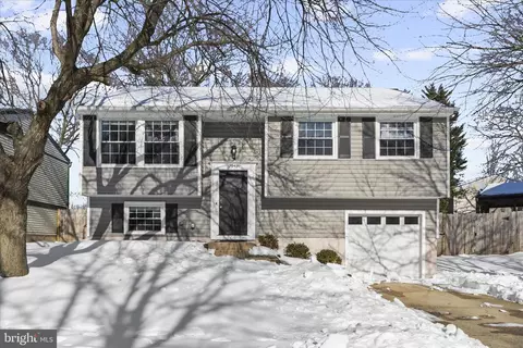 Exterior - 2942 E Almondbury Dr, Pasadena, MD 21122 photo 2 of 6