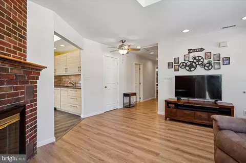 Entry Way - 1622 Grange Rd, Edgewater, MD 21037 photo 1 of 2