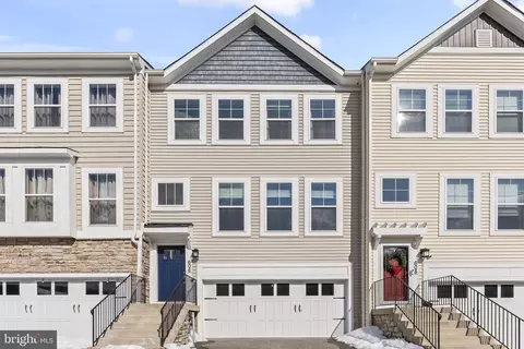 606 Quarterpath Way, Glen Burnie, MD 21060
