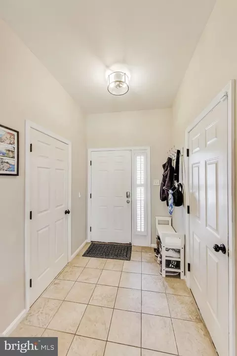 2592 Running Wolf Trl, Odenton, MD 21113 photo 5