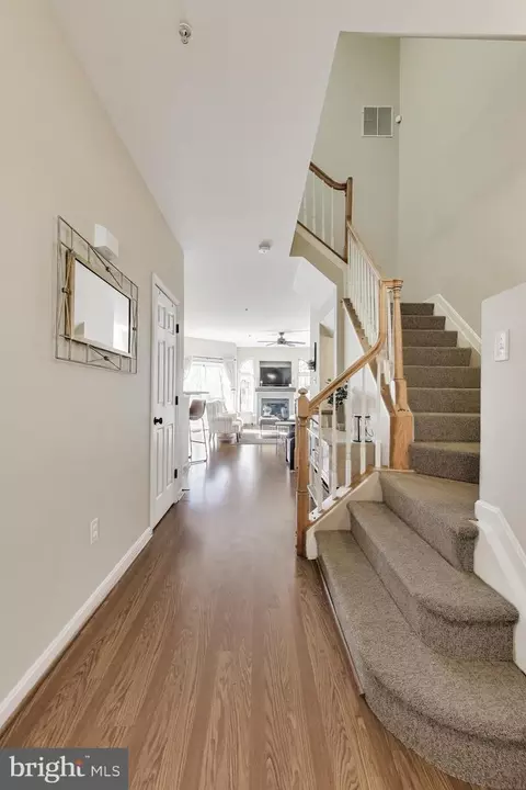 2592 Running Wolf Trl, Odenton, MD 21113 photo 6