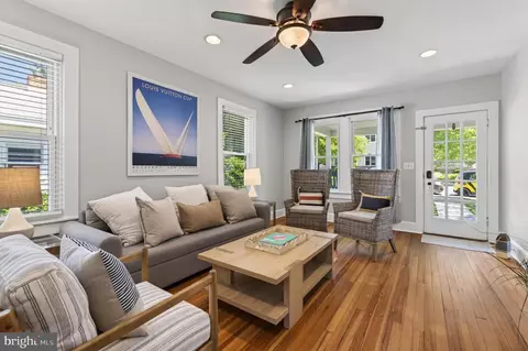 Living - 607 Melvin Ave, Annapolis, MD 21401 photo 2 of 5
