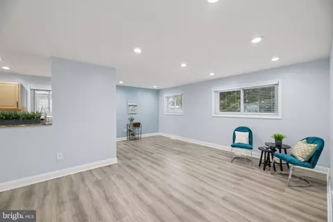 Living - 3028 Marlin Dr, Riva, MD 21140 photo 1 of 7