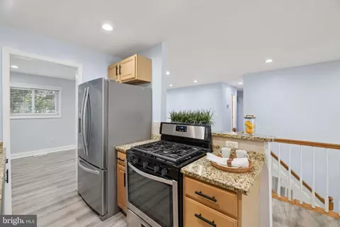Kitchen - 3028 Marlin Dr, Riva, MD 21140 photo 2 of 3