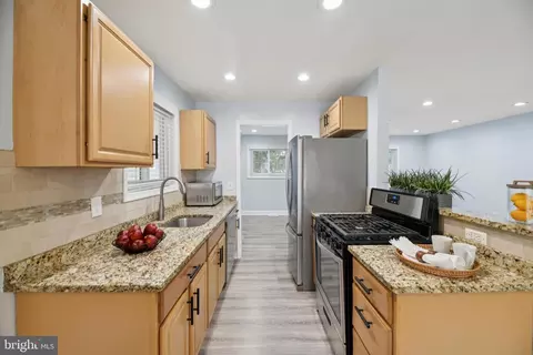Kitchen - 3028 Marlin Dr, Riva, MD 21140 photo 1 of 3