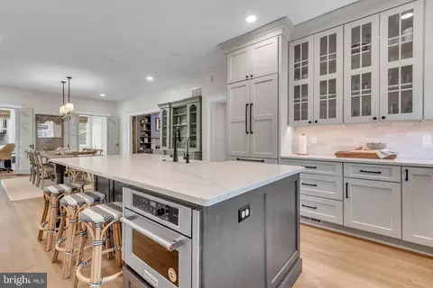 Kitchen - 4 Southgate Ave, Annapolis, MD 21401 photo 6 of 8
