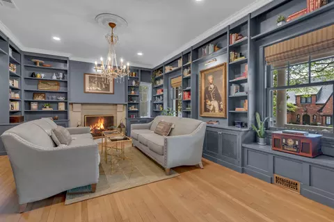 Living - 4 Southgate Ave, Annapolis, MD 21401 photo 5 of 13