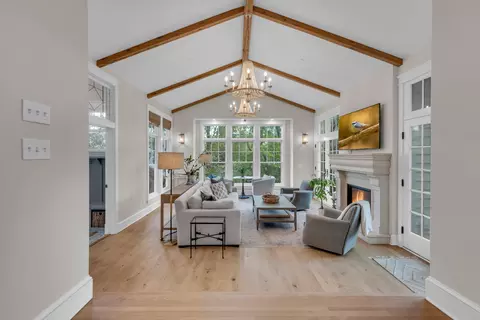 Living - 4 Southgate Ave, Annapolis, MD 21401 photo 8 of 13