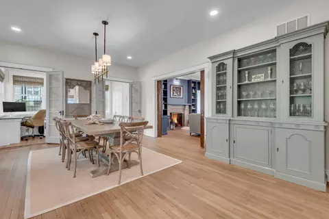 Dining - 4 Southgate Ave, Annapolis, MD 21401 photo 2 of 7