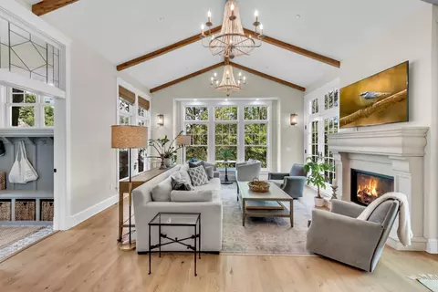 Living - 4 Southgate Ave, Annapolis, MD 21401 photo 11 of 13