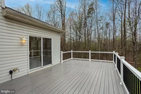 Exterior - 7740 Rotherham Dr, Hanover, MD 21076 photo 4 of 6
