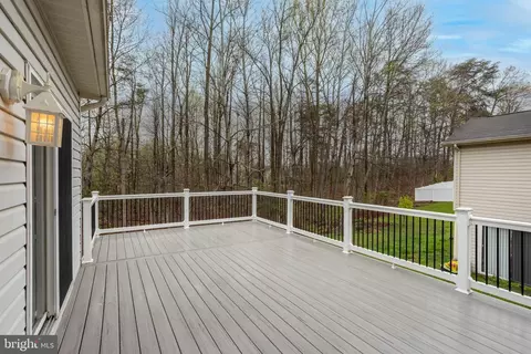 Exterior - 7740 Rotherham Dr, Hanover, MD 21076 photo 5 of 6