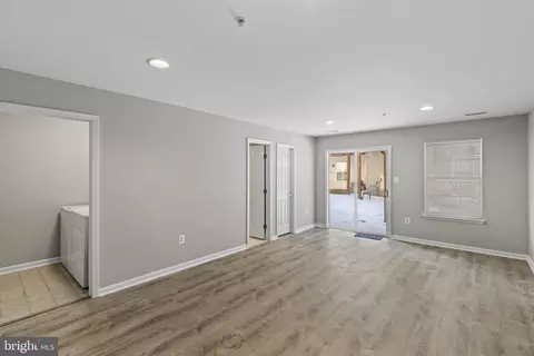 Living - 4025 Apple Jack Ct, Pasadena, MD 21122 photo 1 of 2
