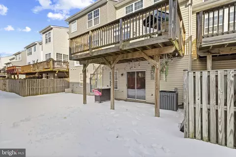 Exterior - 4025 Apple Jack Ct, Pasadena, MD 21122 photo 5 of 5