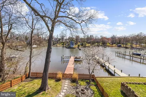 View/Area - 787 Powhatan Beach Rd, Pasadena, MD 21122 photo 2 of 12
