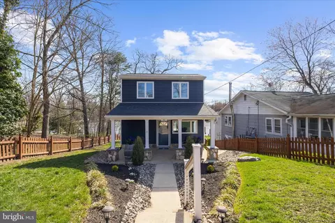 Exterior - 787 Powhatan Beach Rd, Pasadena, MD 21122 photo 5 of 24