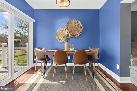 Dining - 787 Powhatan Beach Rd, Pasadena, MD 21122 photo 1 of 2