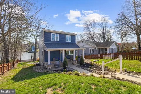 Exterior - 787 Powhatan Beach Rd, Pasadena, MD 21122 photo 6 of 24