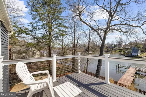 Exterior - 787 Powhatan Beach Rd, Pasadena, MD 21122 photo 10 of 24