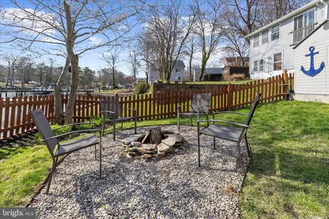 Exterior - 787 Powhatan Beach Rd, Pasadena, MD 21122 photo 22 of 24