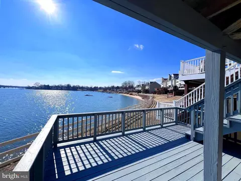 1319 Waterway Ct, Stoney Beach, MD 21226