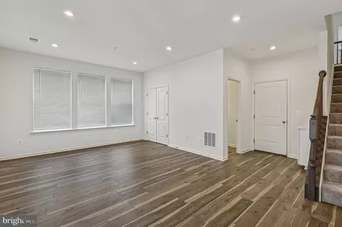 Living - 1646 Aster Ln, Hanover, MD 21076 photo 5 of 6