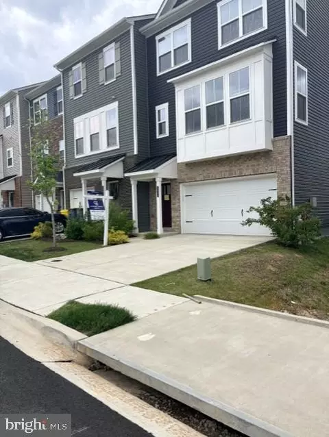 1646 Aster Ln, Hanover, MD 21076