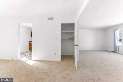 Living - 623 Chapelgate Dr, Odenton, MD 21113 photo 5 of 5