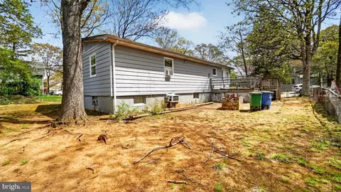 Exterior - 4 Boxwood Rd, Annapolis, MD 21403 photo 4 of 6